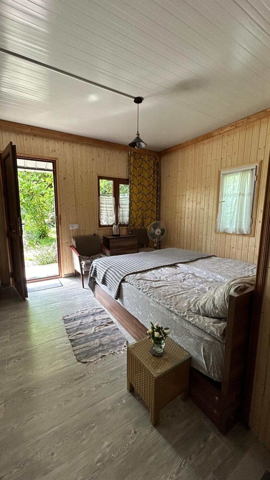Ludwig Guesthouse Lagodekhi Bagian luar foto