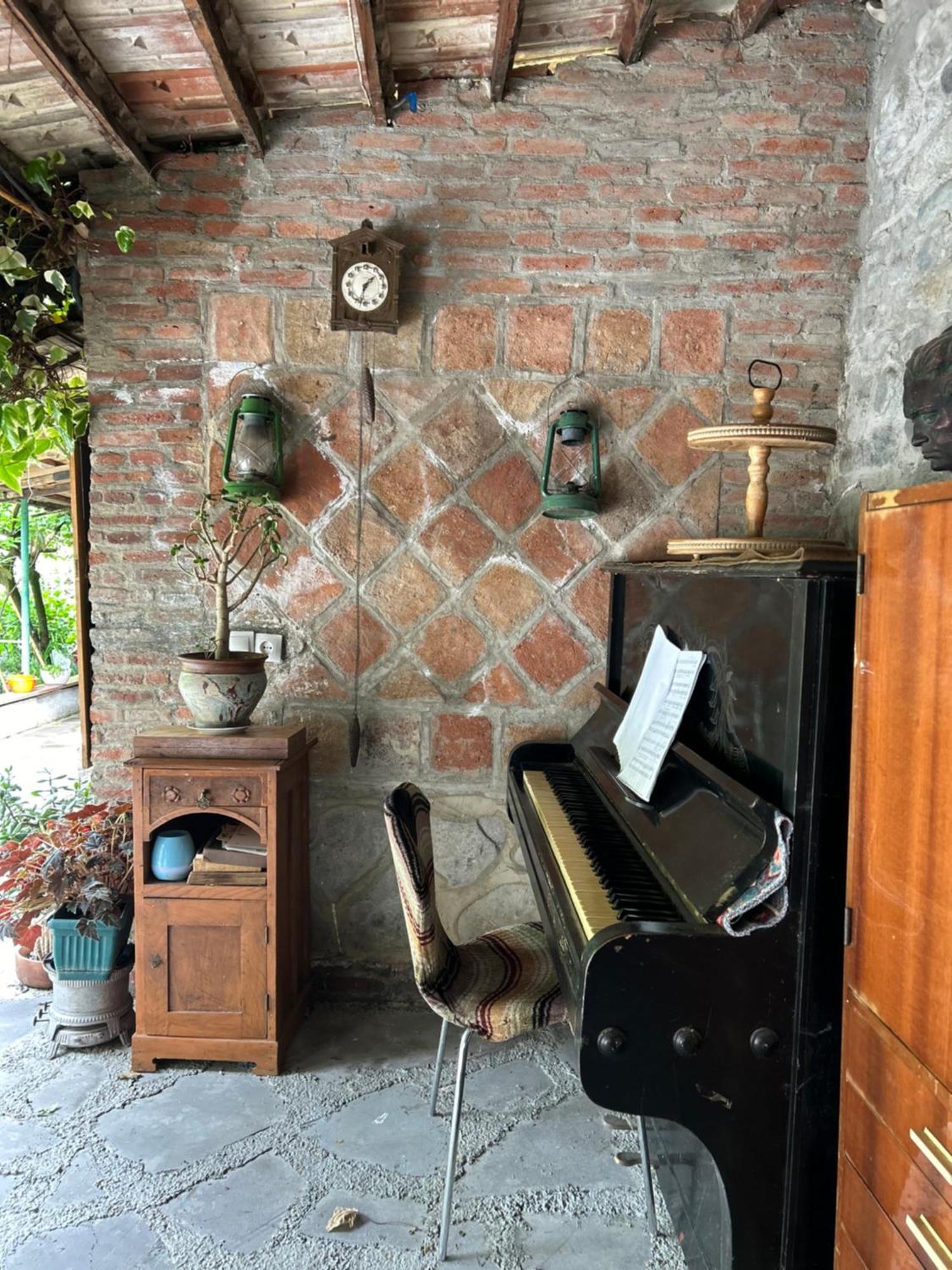 Ludwig Guesthouse Lagodekhi Bagian luar foto